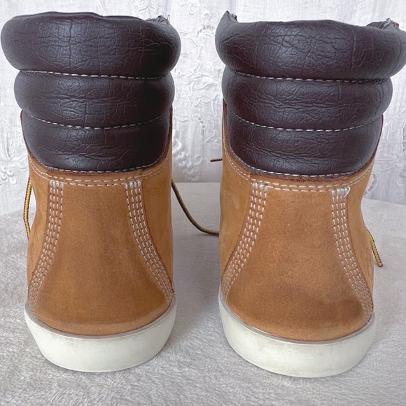 Tiimberland Women's Dausette Sneaker Boots Size 9M 🎉 Host Pick 3X - Picture 8 of 11